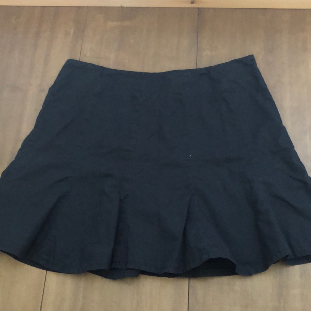 Pleated Mini Skirt - Picture 4 of 6